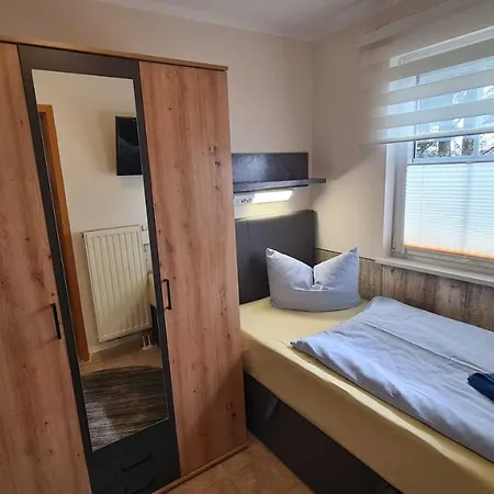 Nr_ 9 _ 10 アパート *